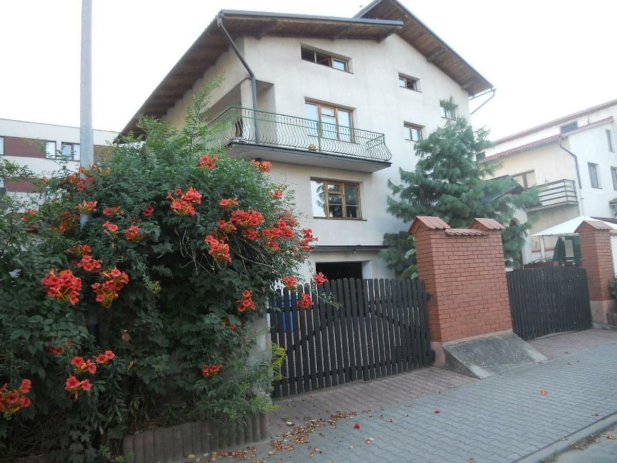 Apartament Na Fatimskiej Краков Экстерьер фото